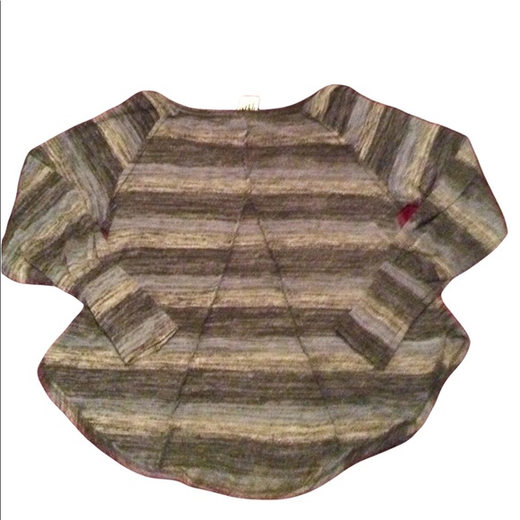 NWOT FREE PEOPLE sweater - Picture 4 of 4